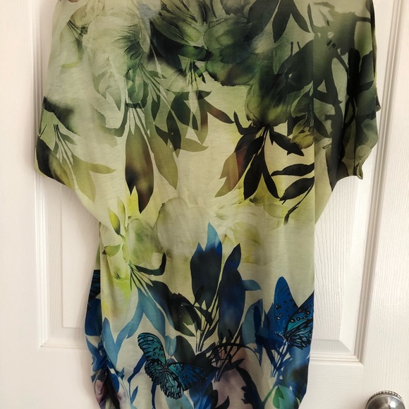 New Direction green Floral Shirt - Picture 6 of 8